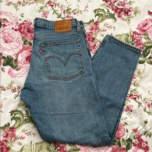 Levi's high waisted wedgie Jeans